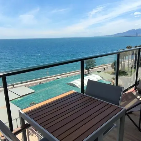 Atalaya Sobre El Mar, Un Atico Frente A La Bahia Апартаменты Малага