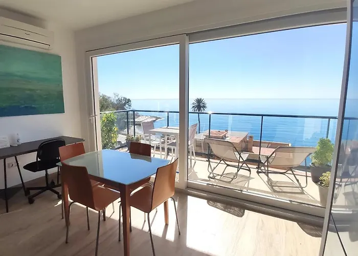 Atalaya Sobre El Mar, Un Atico Frente A La Bahia Málaga